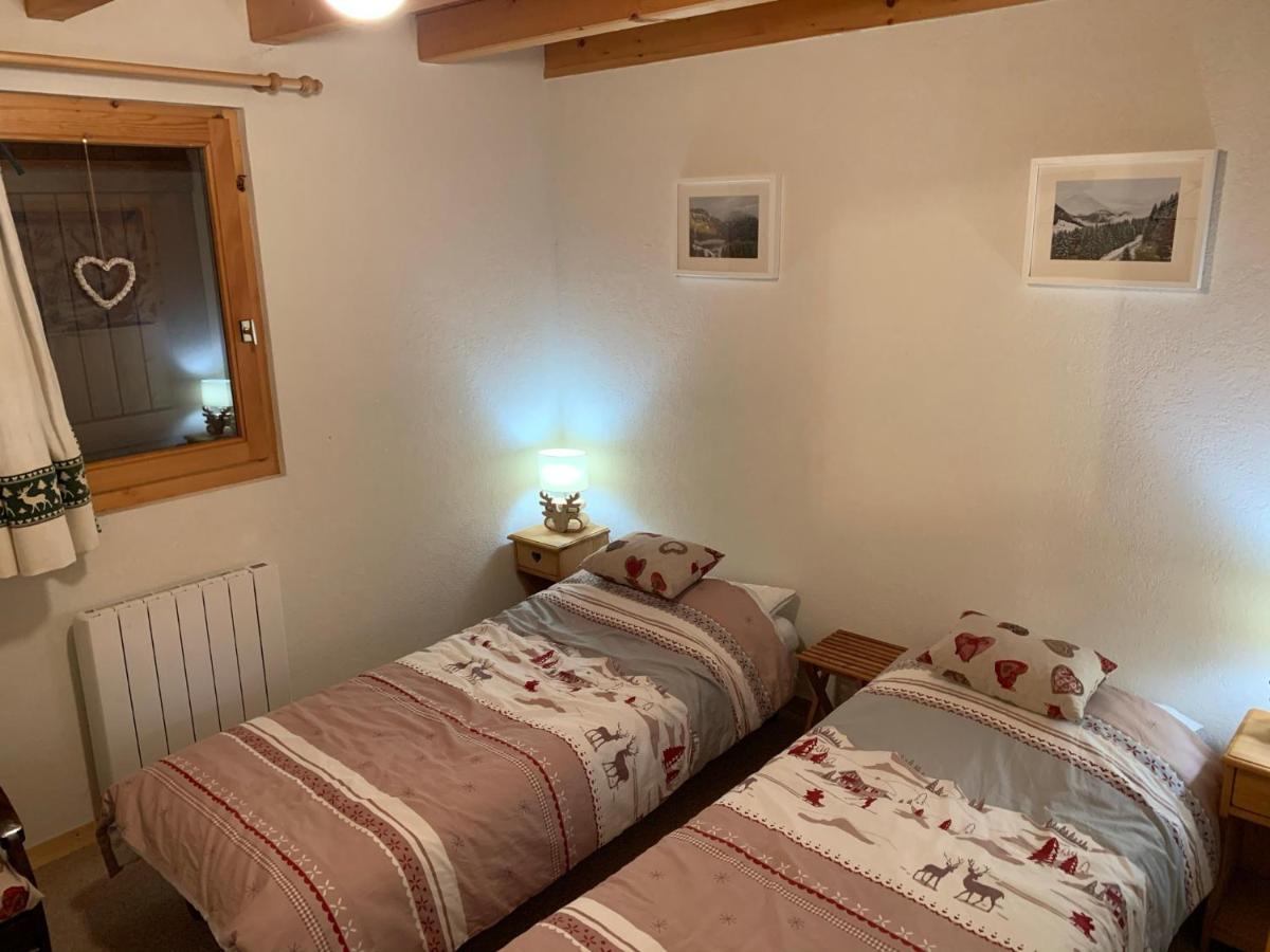 Chalet Proche Morzine Et Lac Leman Wifi Offert Le Biot エクステリア 写真